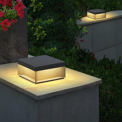 Mirisise Outdoor Light