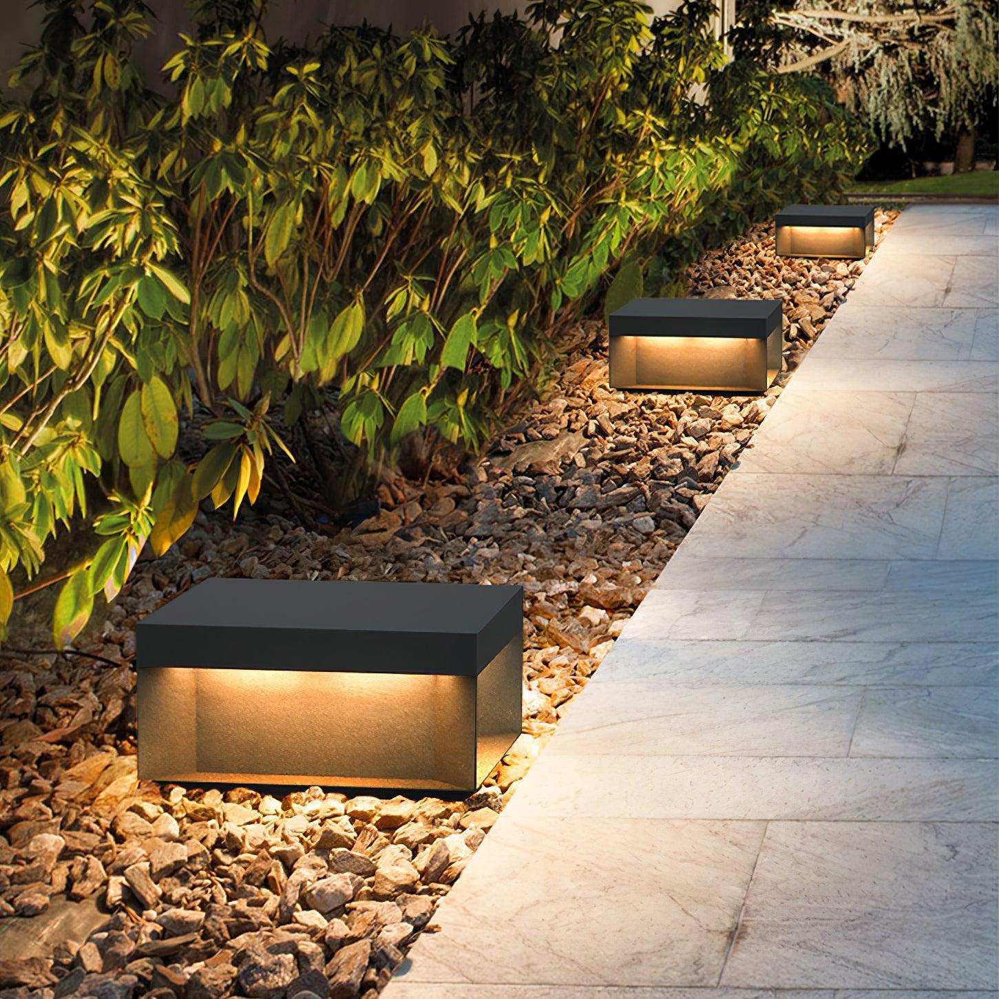 Polly Modern Outdoor Light