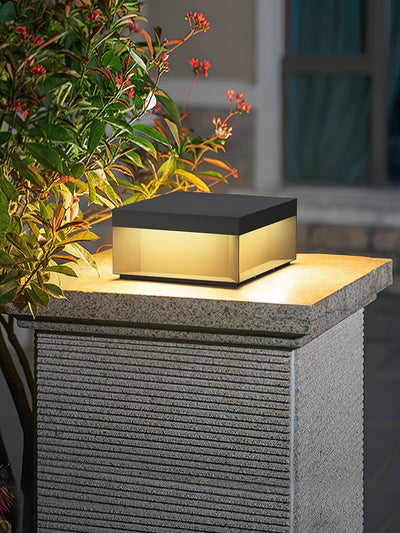 Polly Modern Outdoor Light