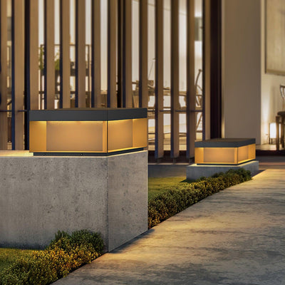 Polly Modern Outdoor Light