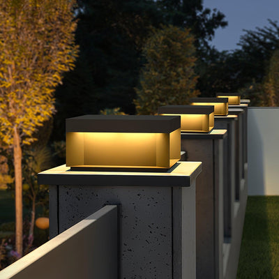 Polly Modern Outdoor Light