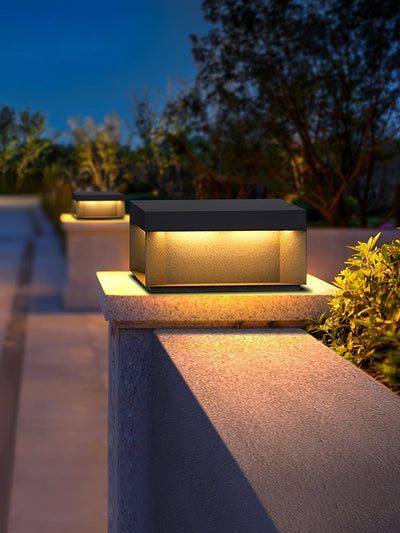 Polly Modern Outdoor Light