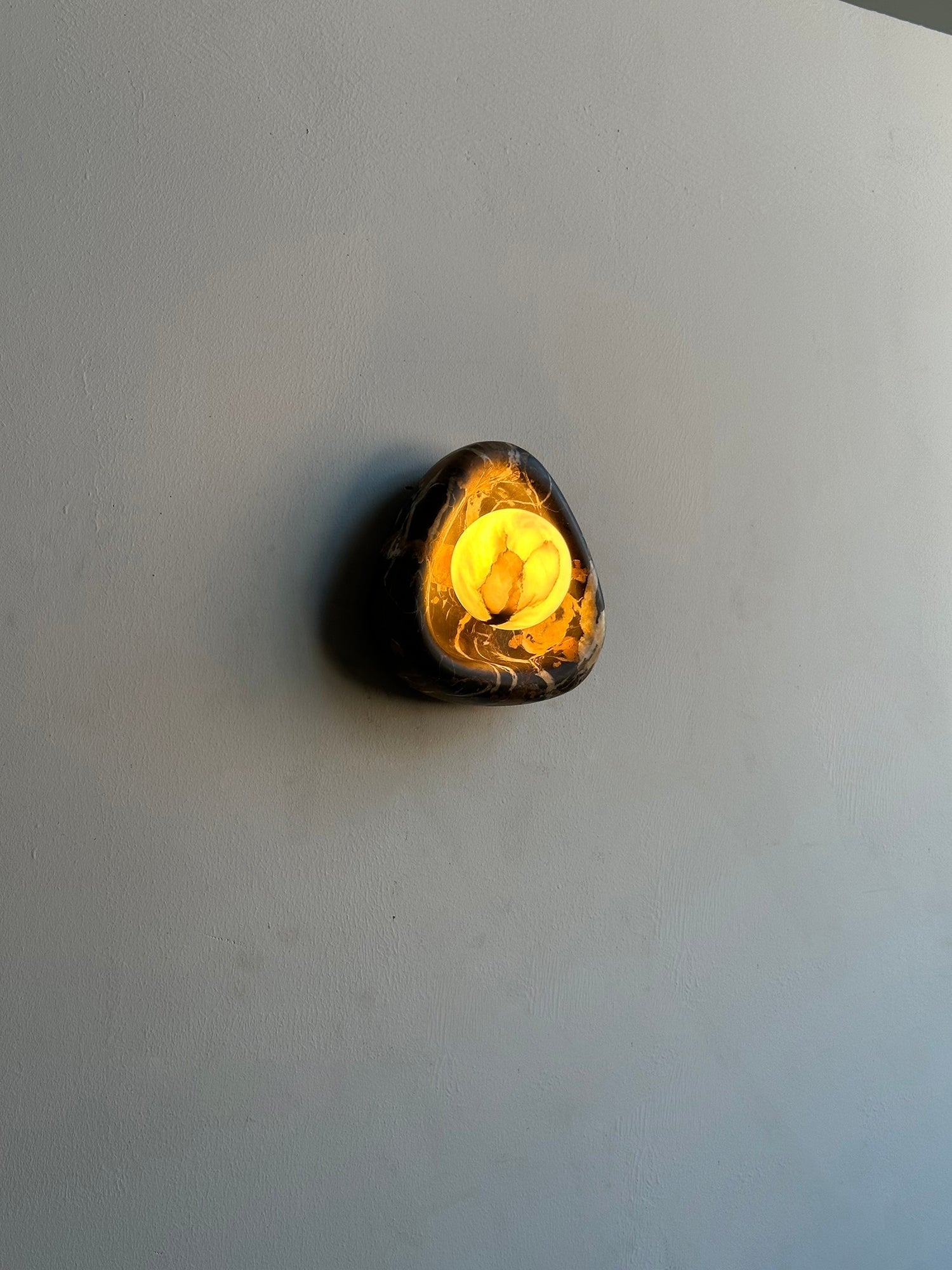 Lucius Wall Lamp