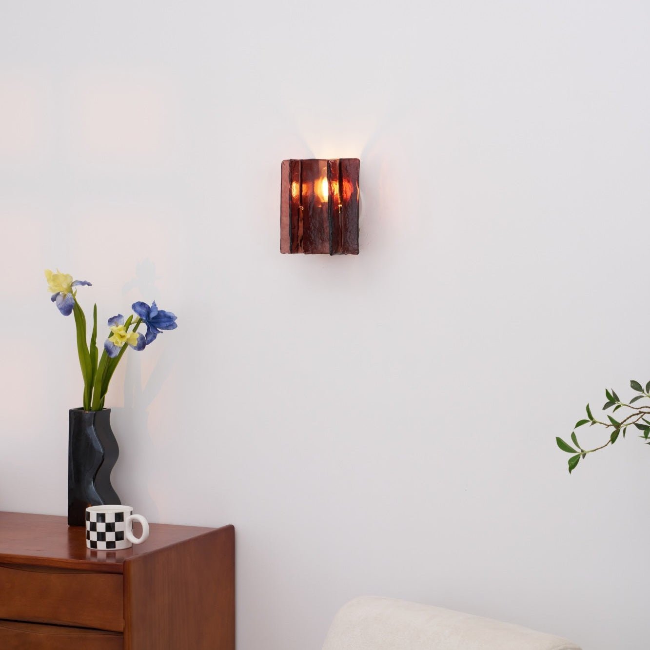 Erove Glass Artistic Wall Lamp