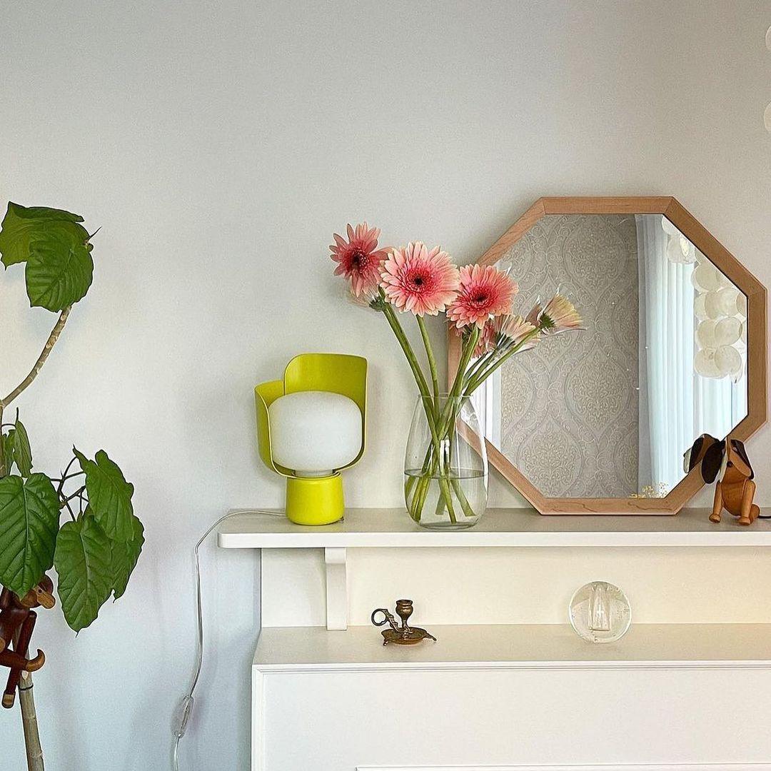 Zuri Plastic Minimalist Table Lamp