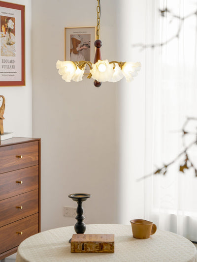Ilvinan Traditional Elegance Wood Glass Chandelier
