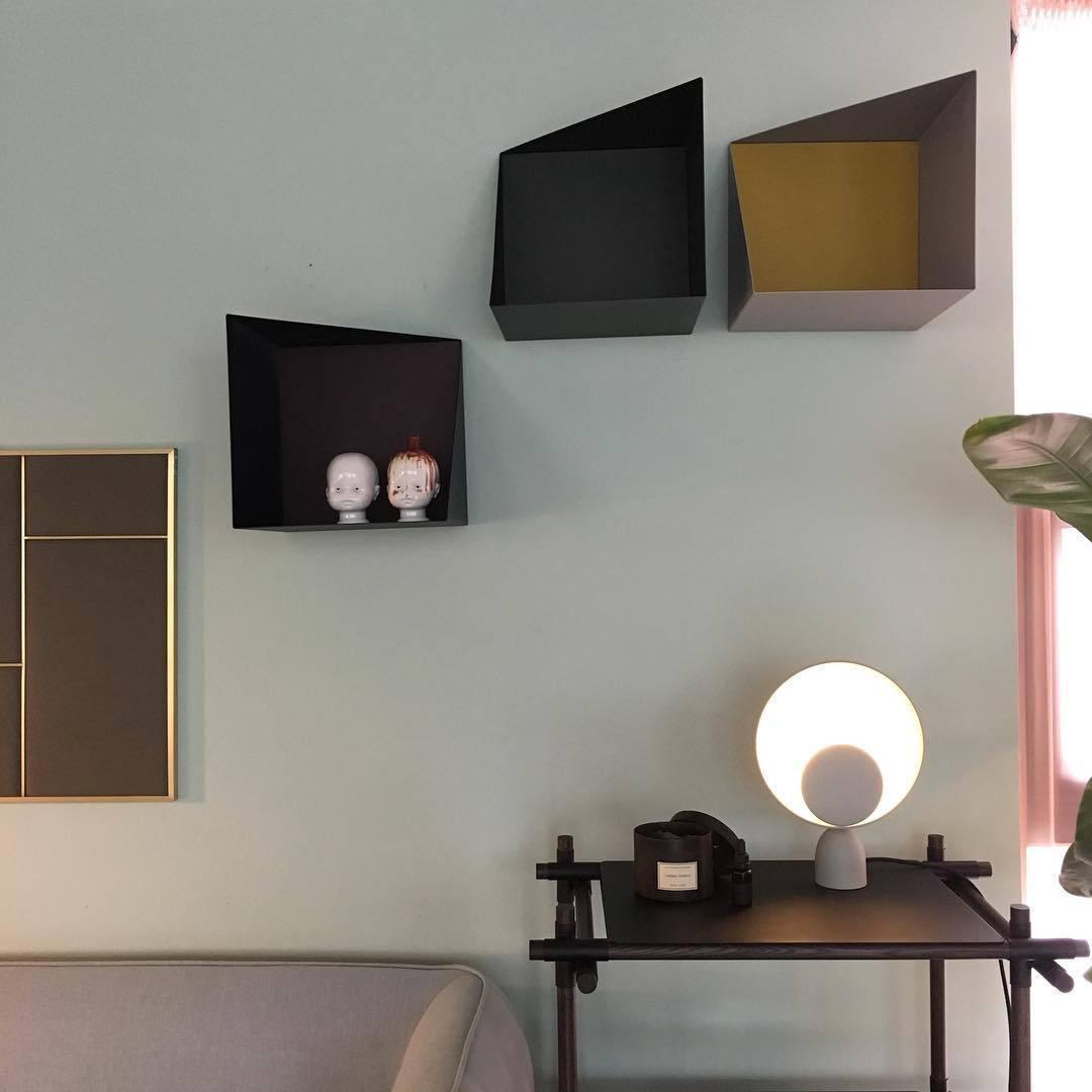Prynd Modern Table Lamp
