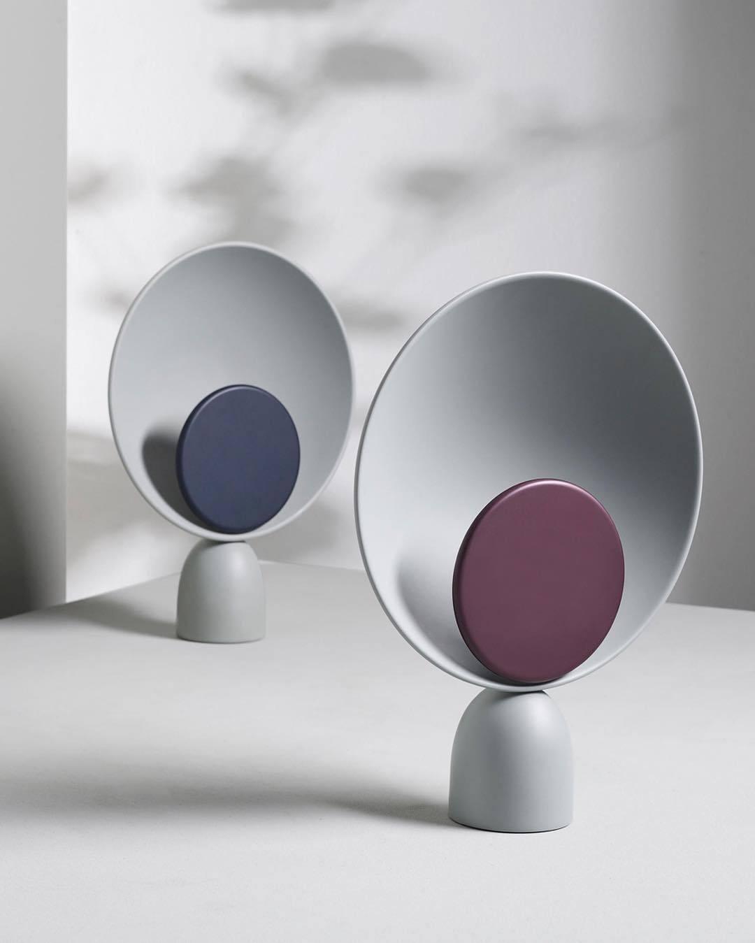 Prynd Modern Table Lamp
