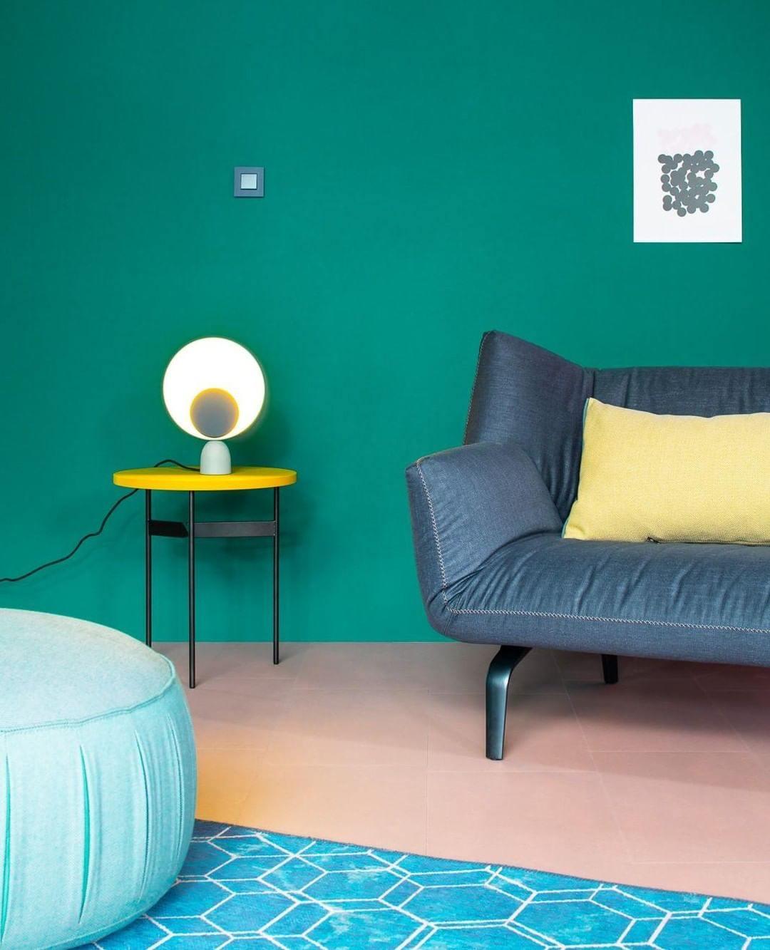 Prynd Modern Table Lamp
