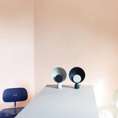 Prynd Modern Table Lamp