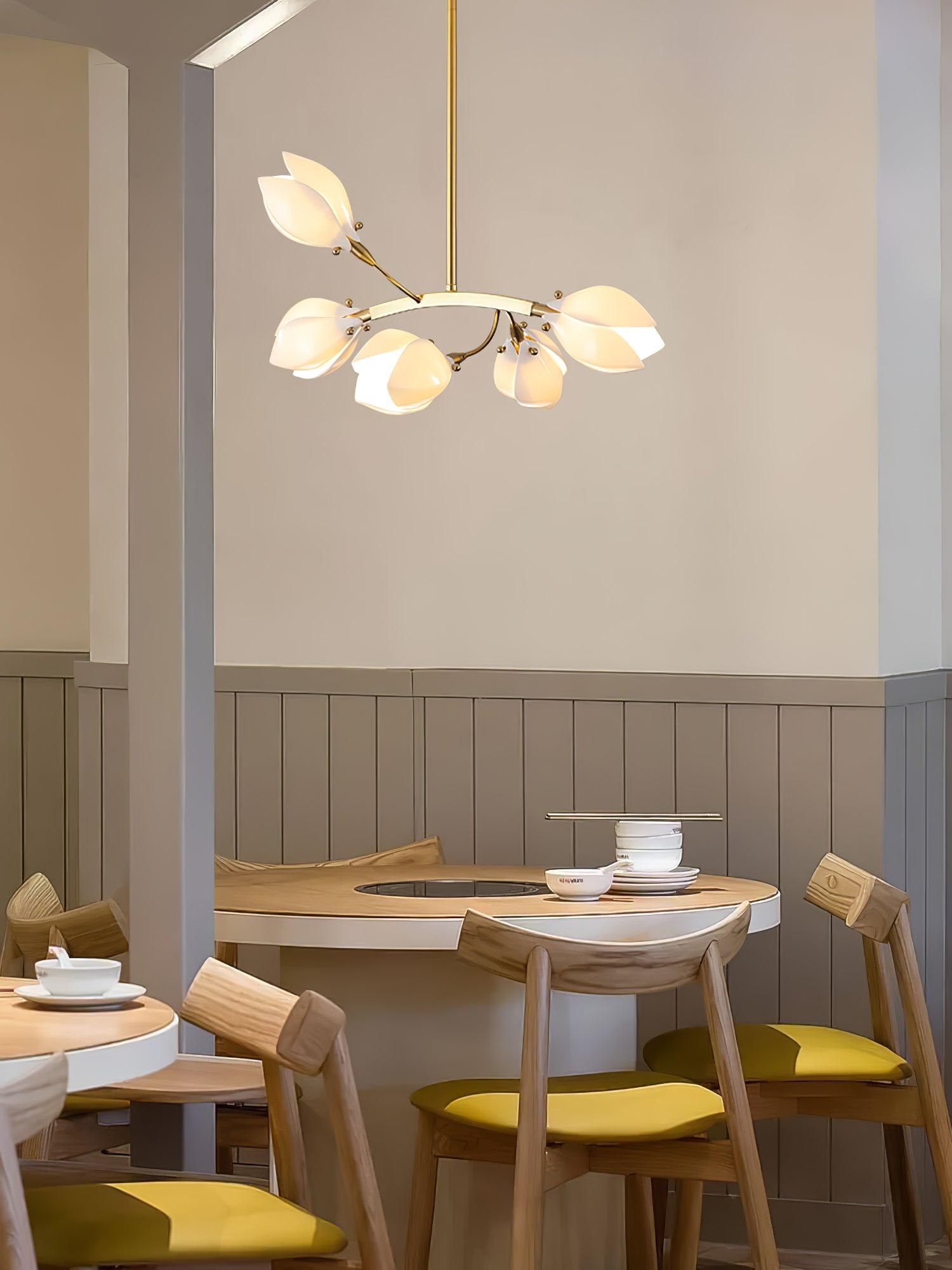 Uvess Premium Elegance Ceramic Chandelier