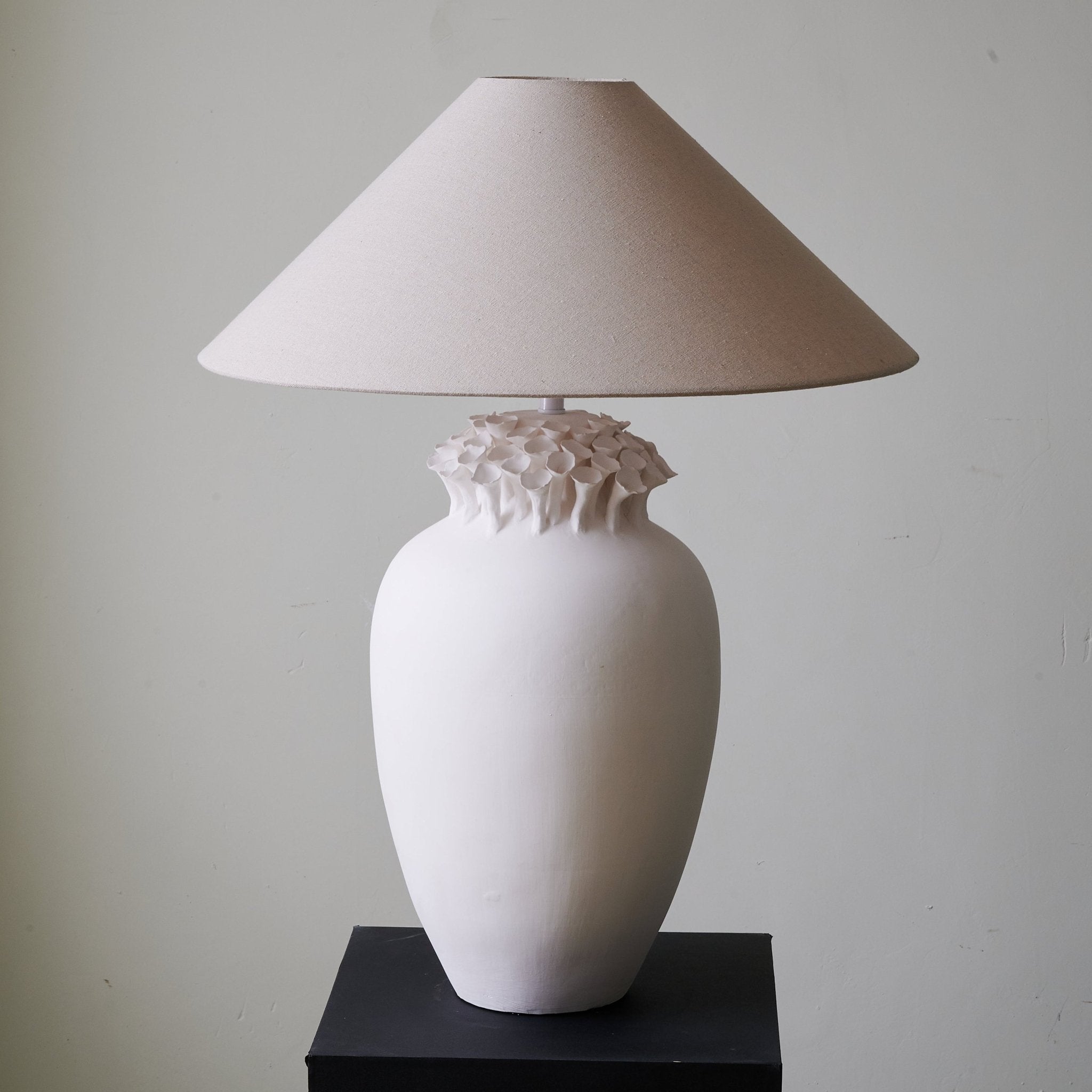 Poppy Minimalist Table Lamp