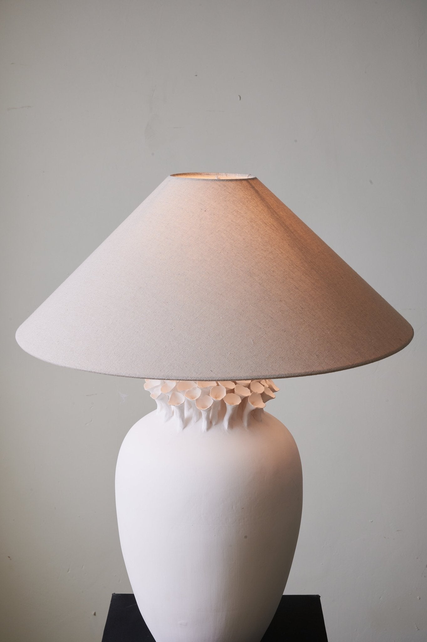 Poppy Minimalist Table Lamp