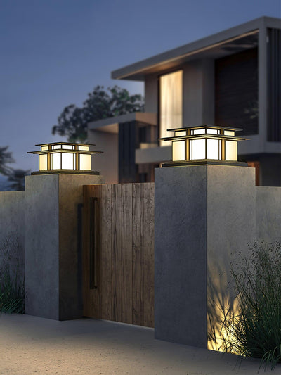 Onyx Acrylic Oriental Table Light