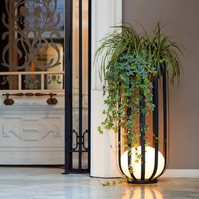 Matteo Outdoor Lamp