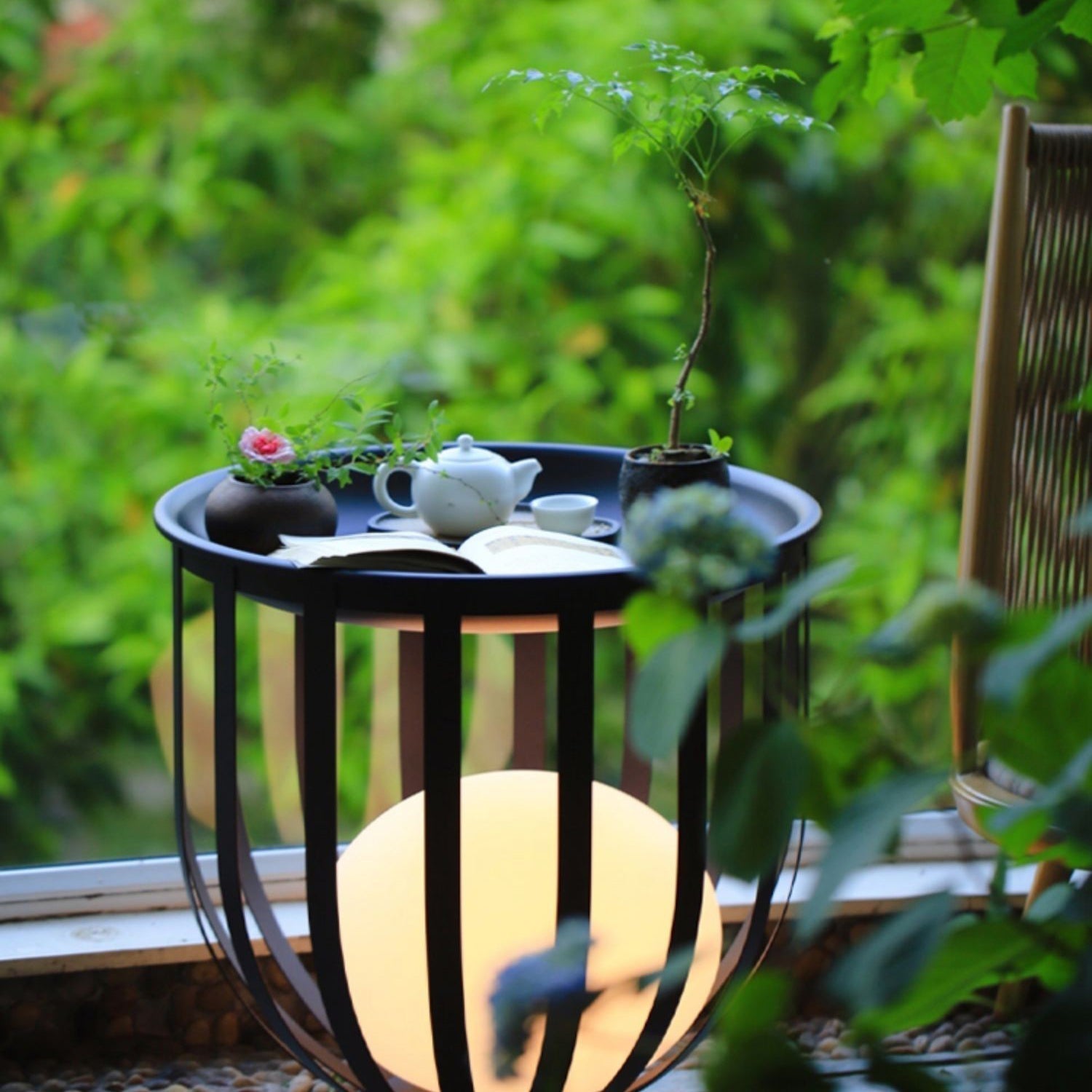 Matteo Outdoor Lamp