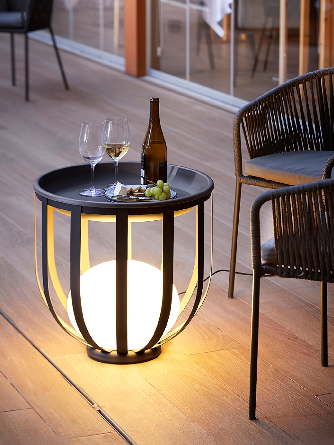 Matteo Outdoor Lamp