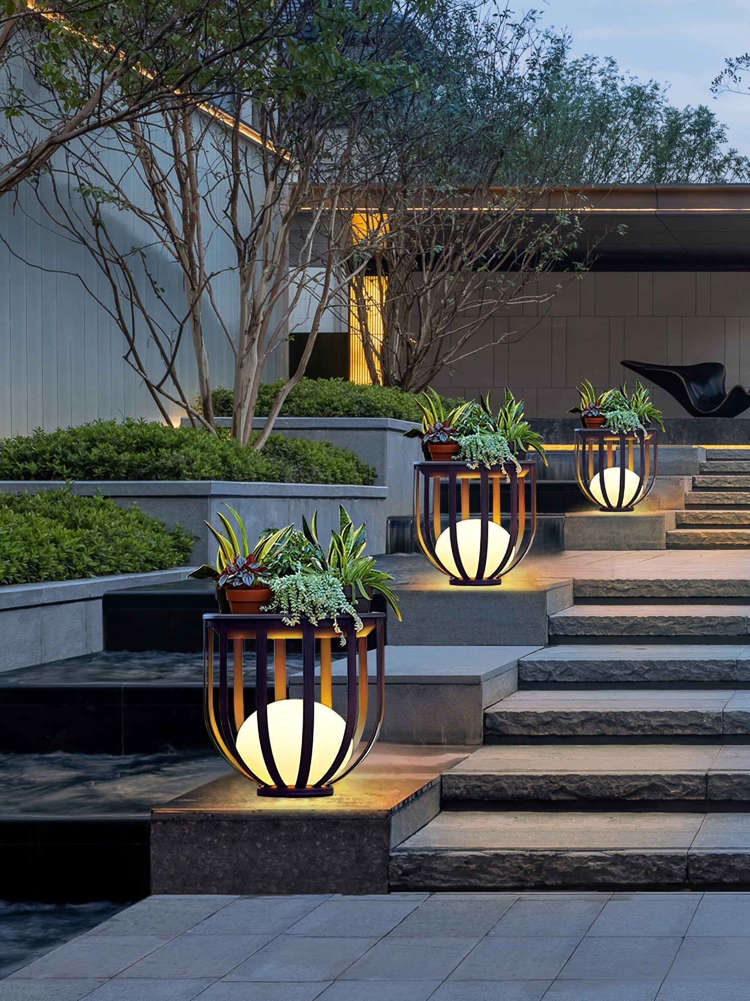 Matteo Outdoor Lamp