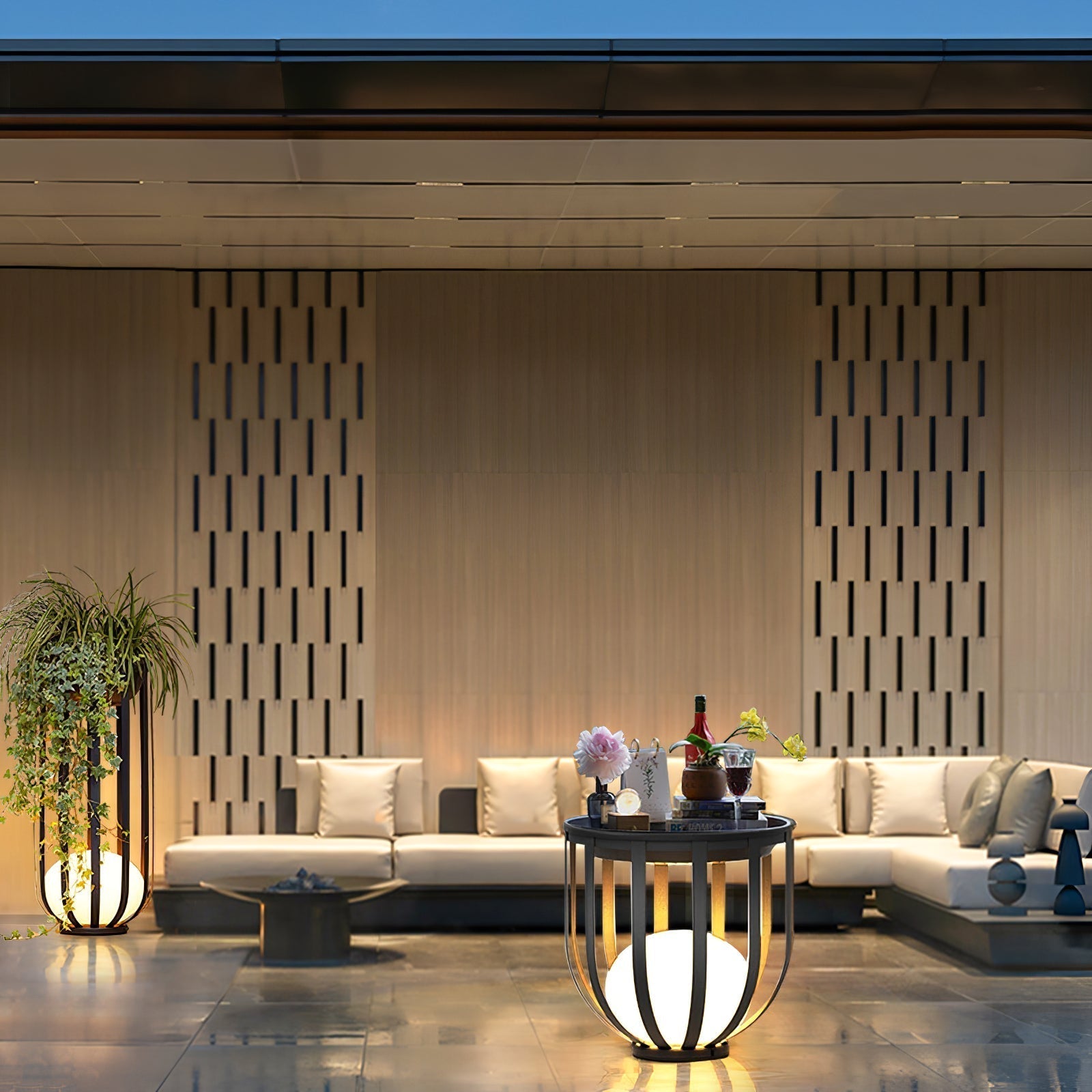 Matteo Outdoor Lamp