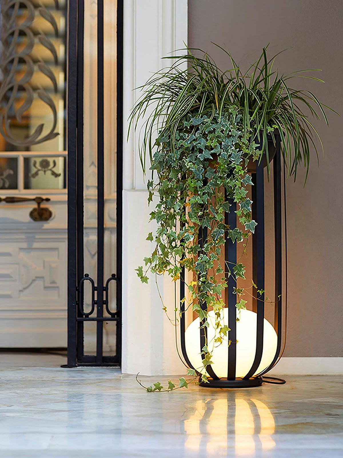 Eurzorir Scandinavian Acrylic Floor Lamp