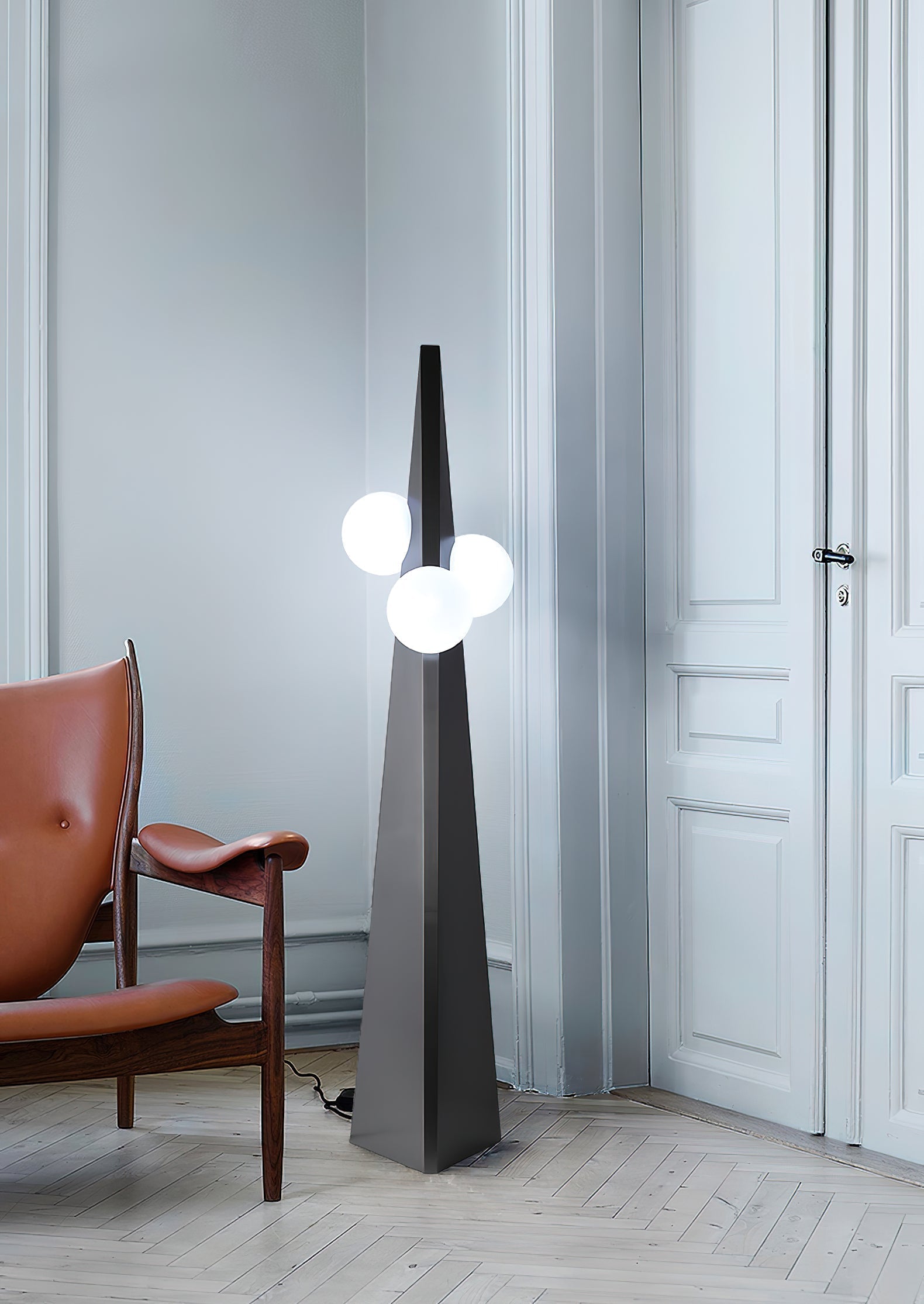Veleette Floor Lamp
