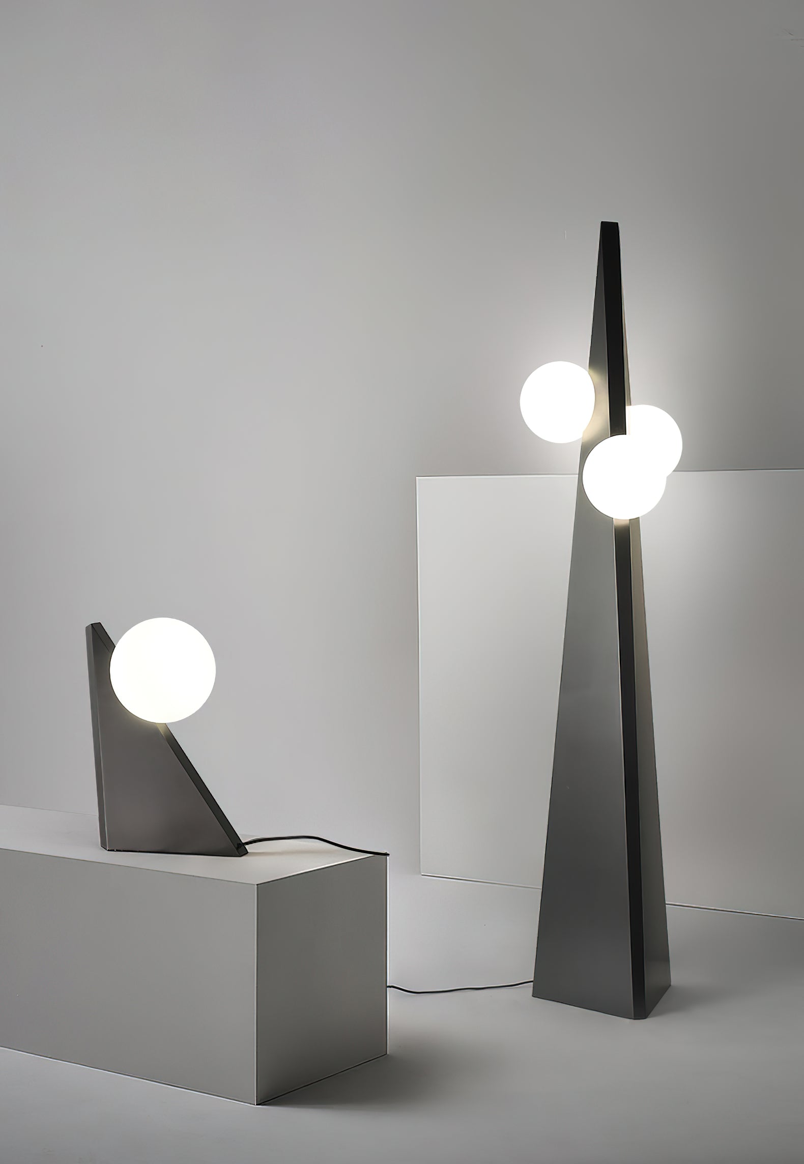 Veleette Floor Lamp