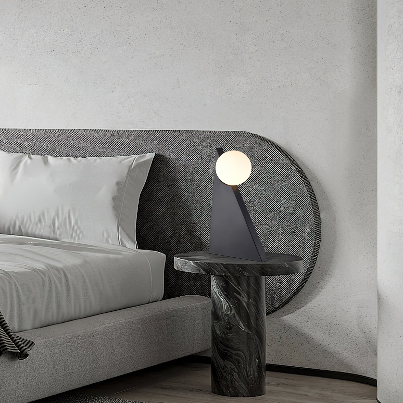 Liorarella Table Lamp