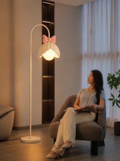Bow Trim Petal Shade Floor Lamp
