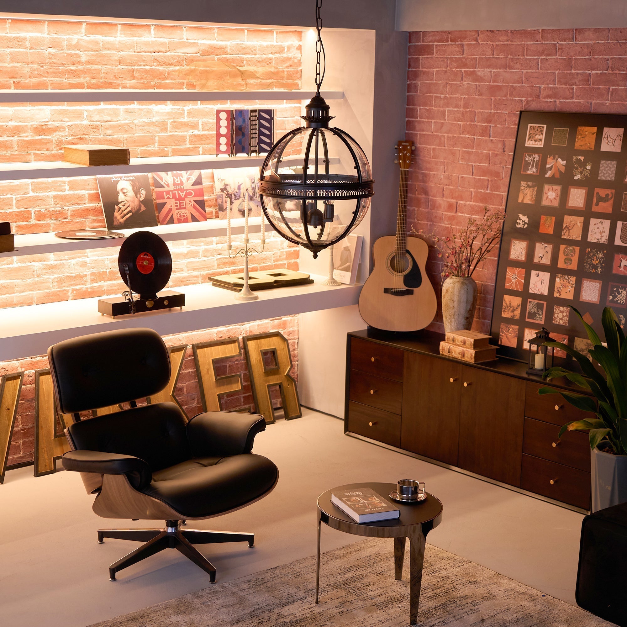 Epoch Retro Braeden Pendant Light Glass