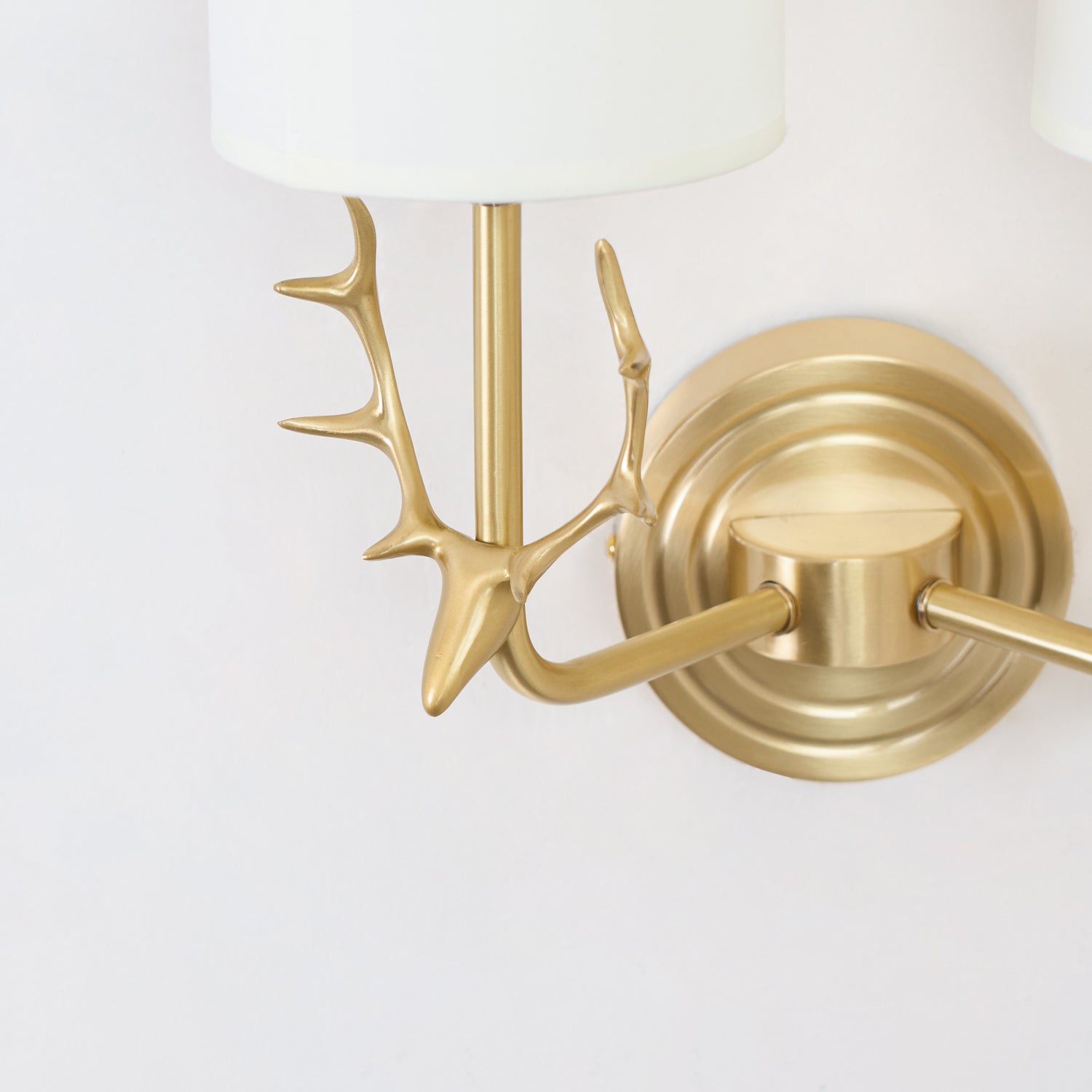 Auriviella Elegance Deer Head Brass Wall Light
