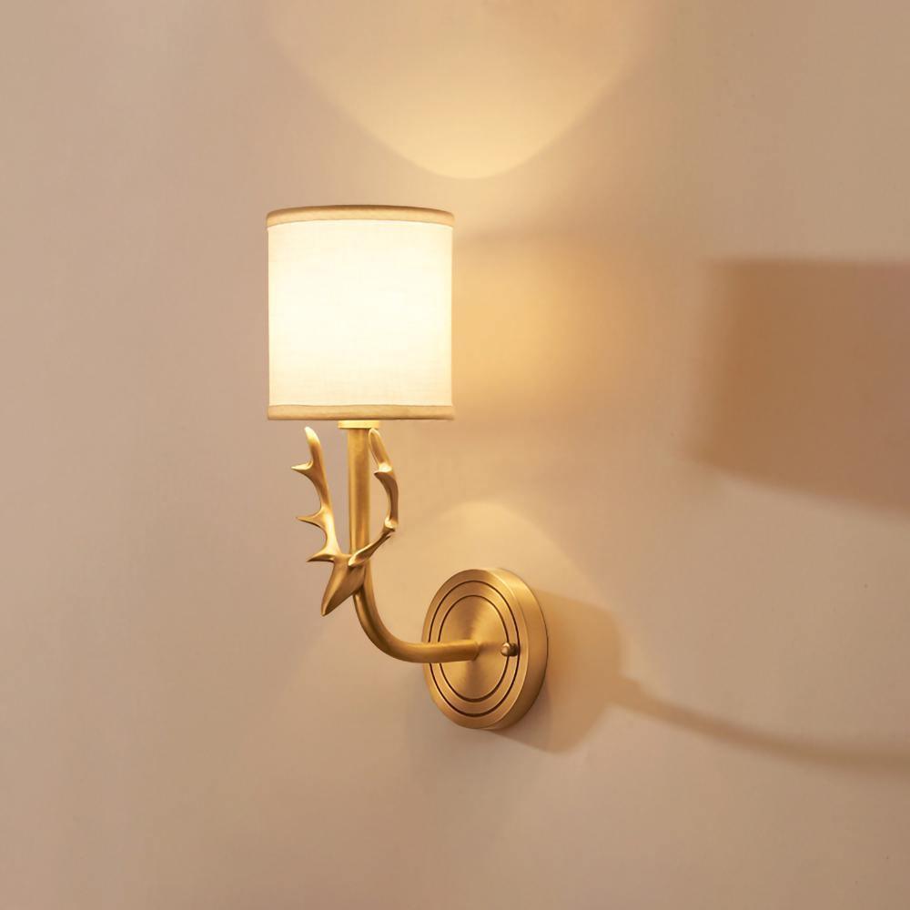 Auriviella Elegance Deer Head Brass Wall Light