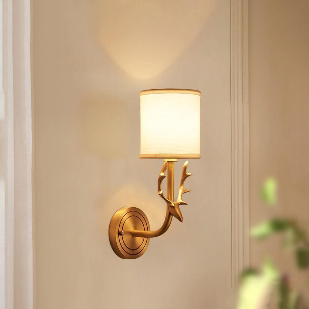 Auriviella Elegance Deer Head Brass Wall Light