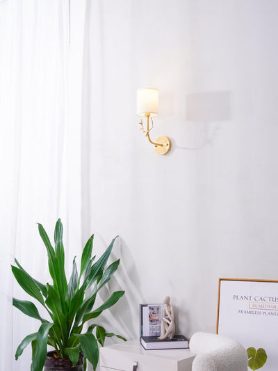 Auriviella Elegance Deer Head Brass Wall Light