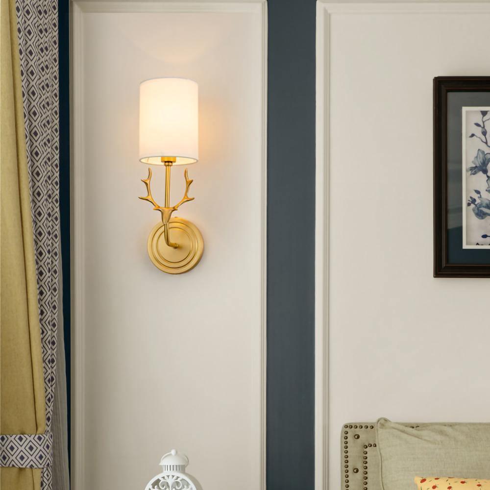 Auriviella Elegance Deer Head Brass Wall Light