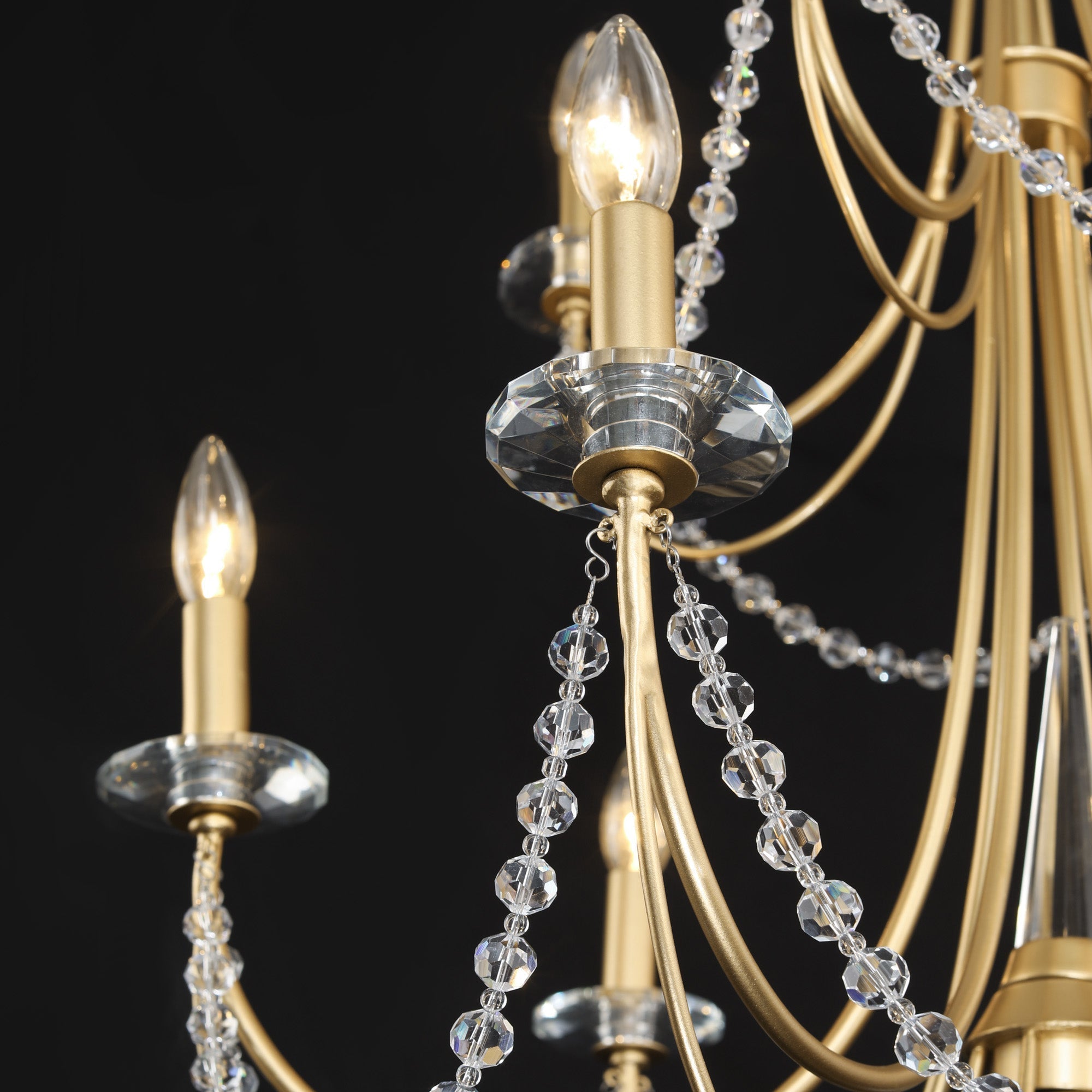 Lioreira Chandelier