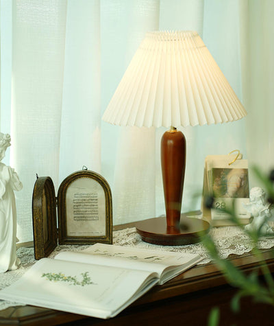 Linorelia Modern Fabric Table Lamp