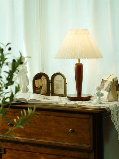 Linorelia Modern Fabric Table Lamp