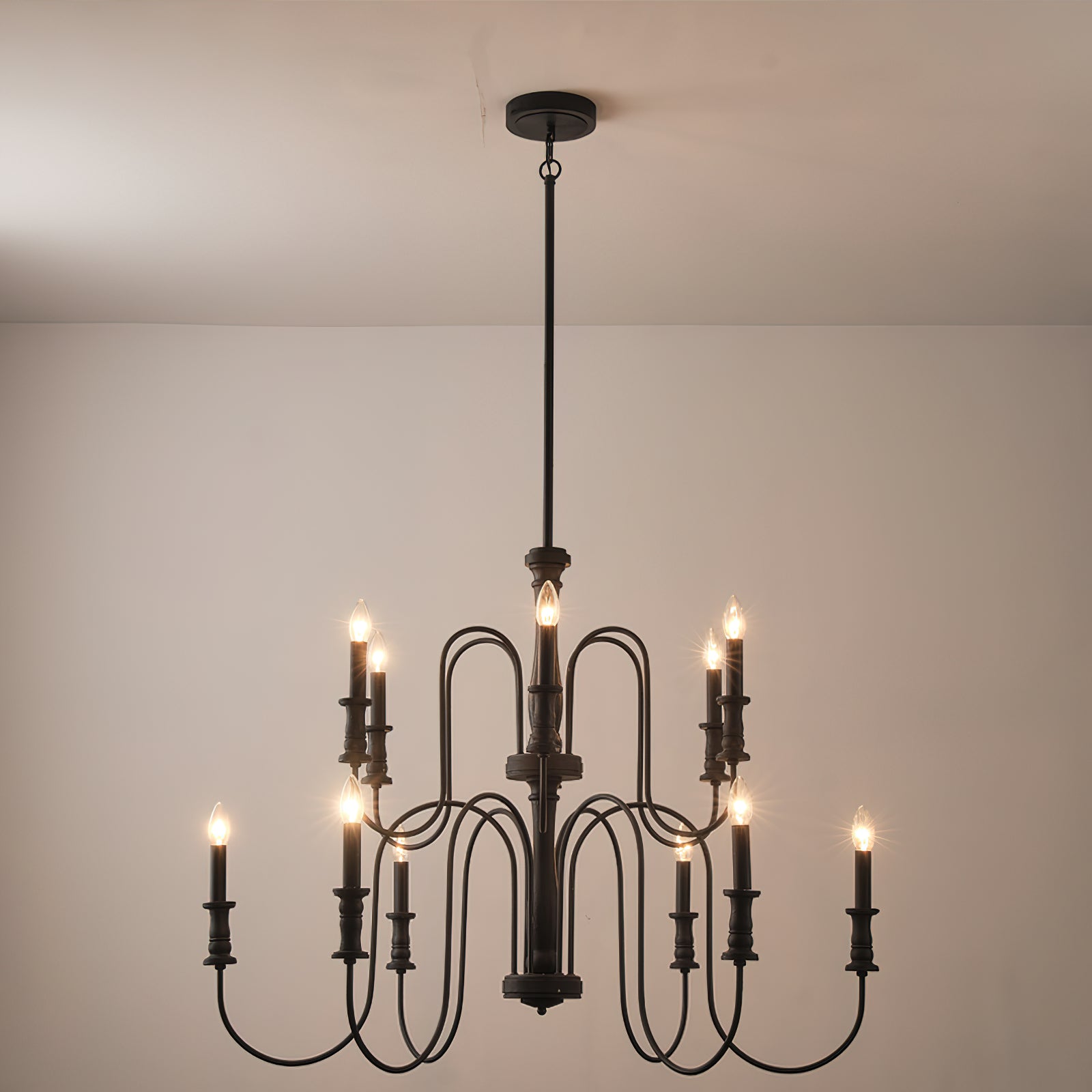 Rivivaria Chandelier