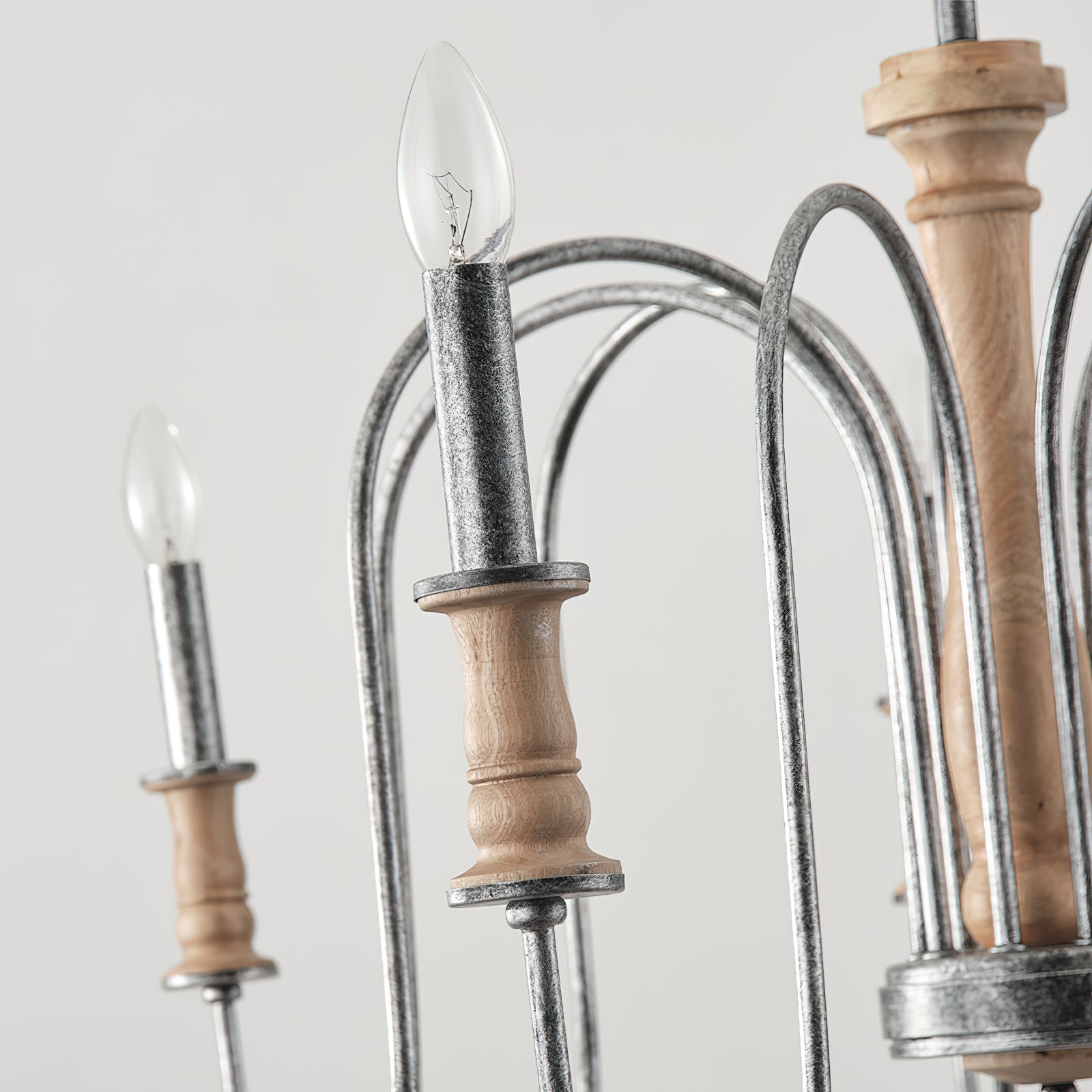 Rivivaria Chandelier