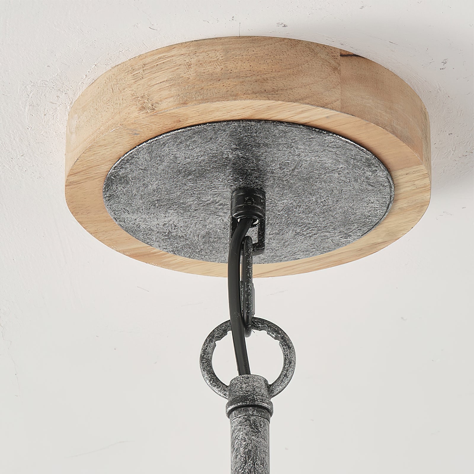 Rivivaria Chandelier