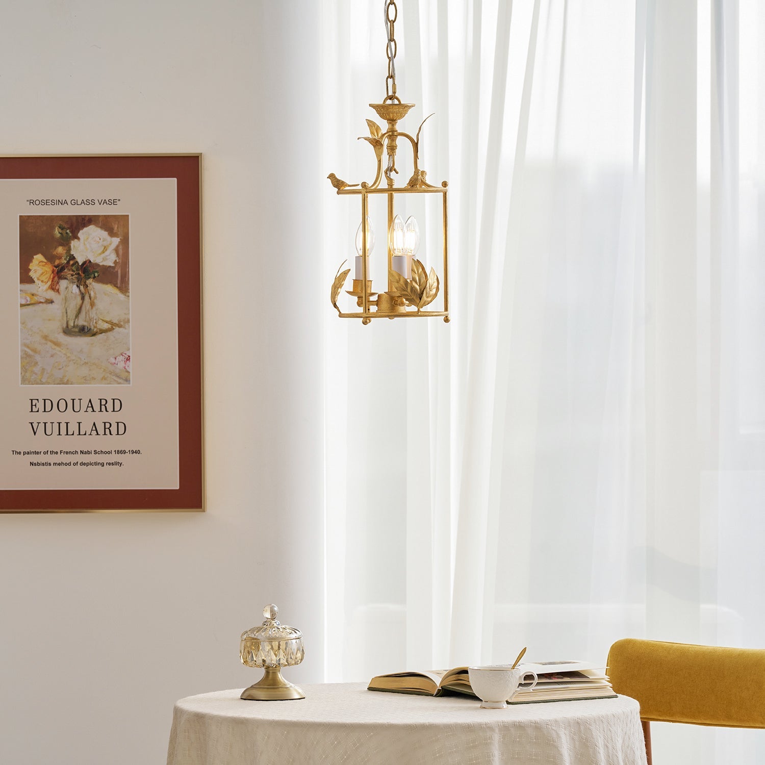 Fioraborne Lantern Pendant Light