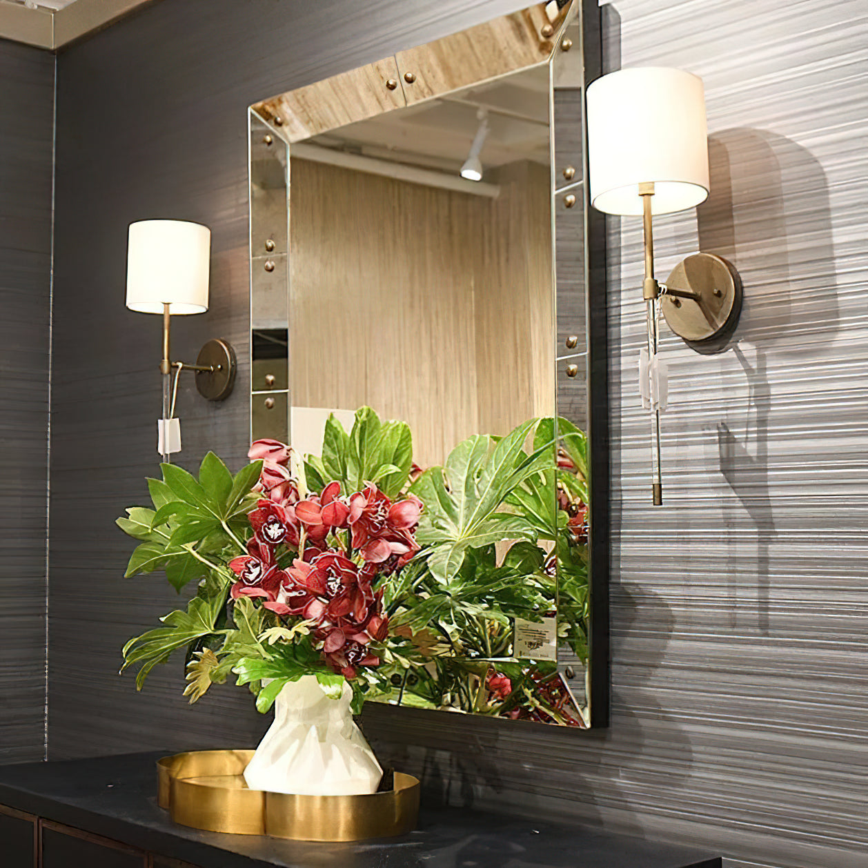 Sorenella Wall Lamp