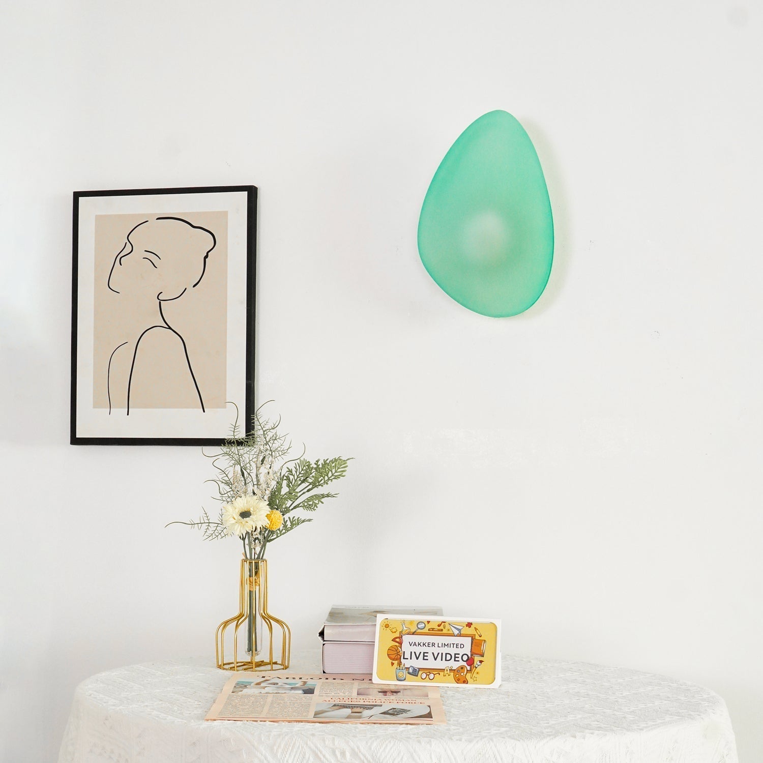 Eirinina Wall Lamp Bubble Glass