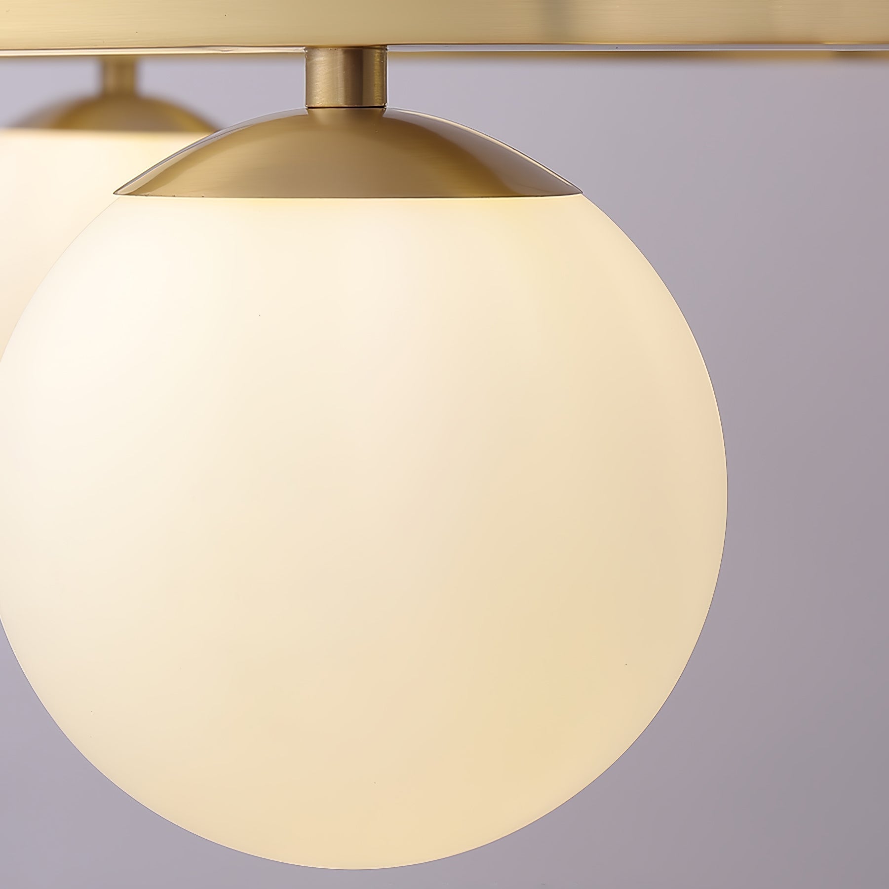 Aben Chandelier Globe Brass Ring