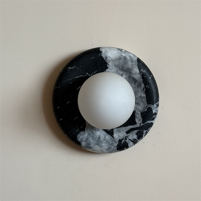 Uvinos Wall Lamp