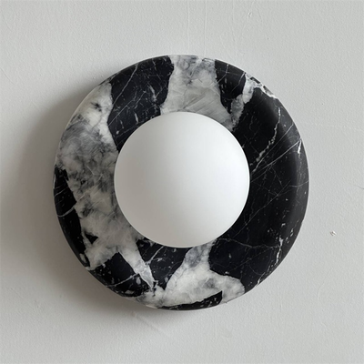 Uvinos Wall Lamp