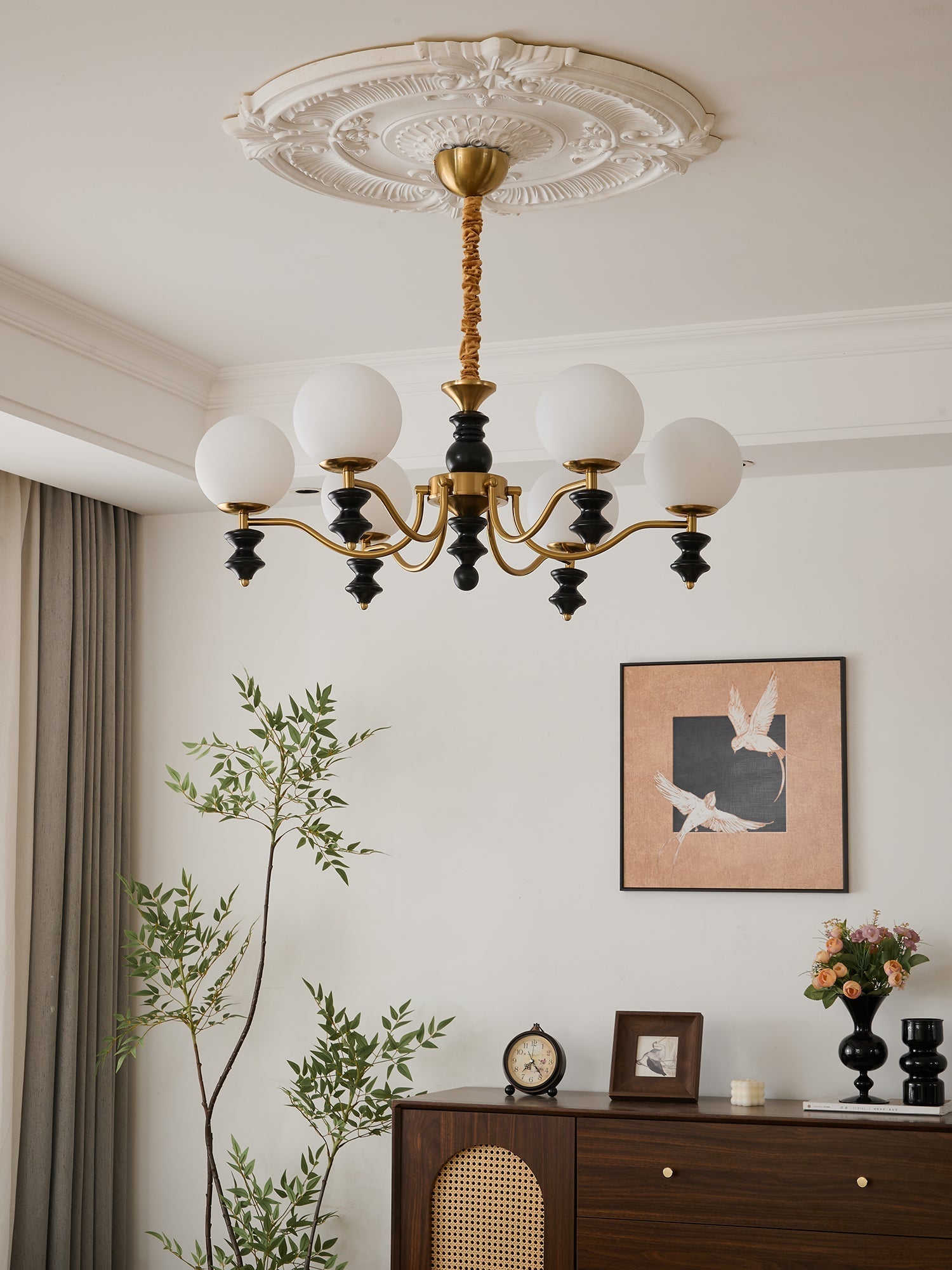 Ordore Traditional Elegance Vintage Wood Chandelier