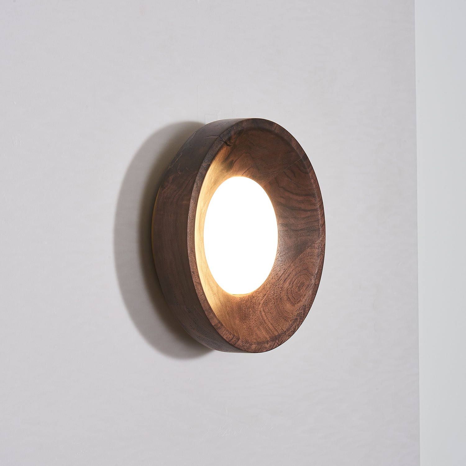 Aldaora Wall Lamp Walnut Wood Acrylic