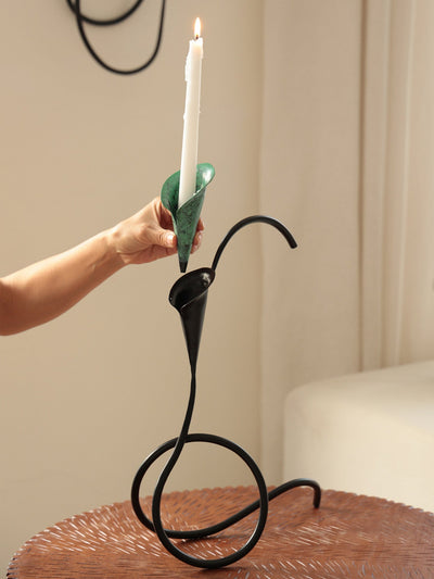 Norarel Lily Candle Holder