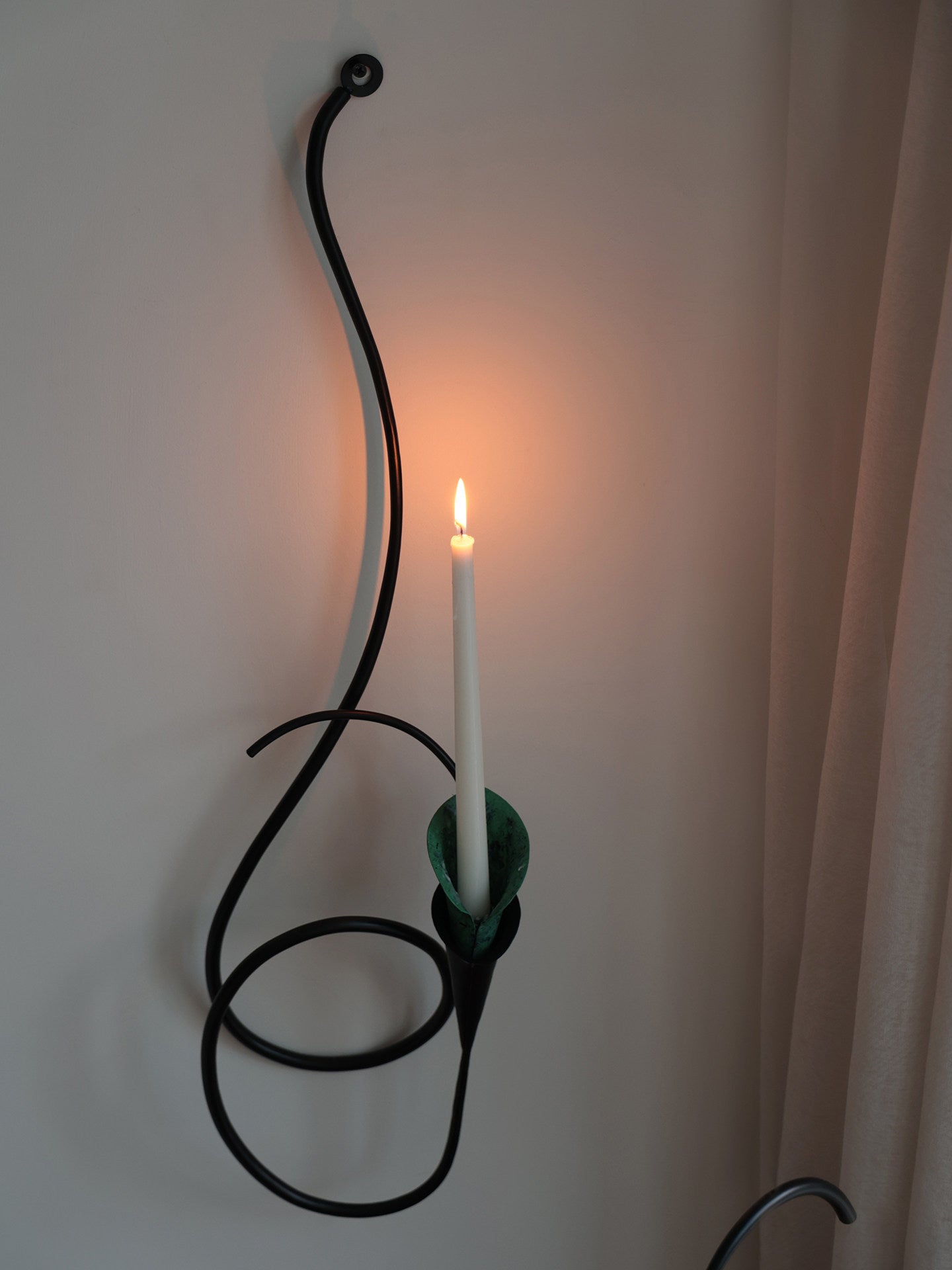 Norarel Lily Candle Holder